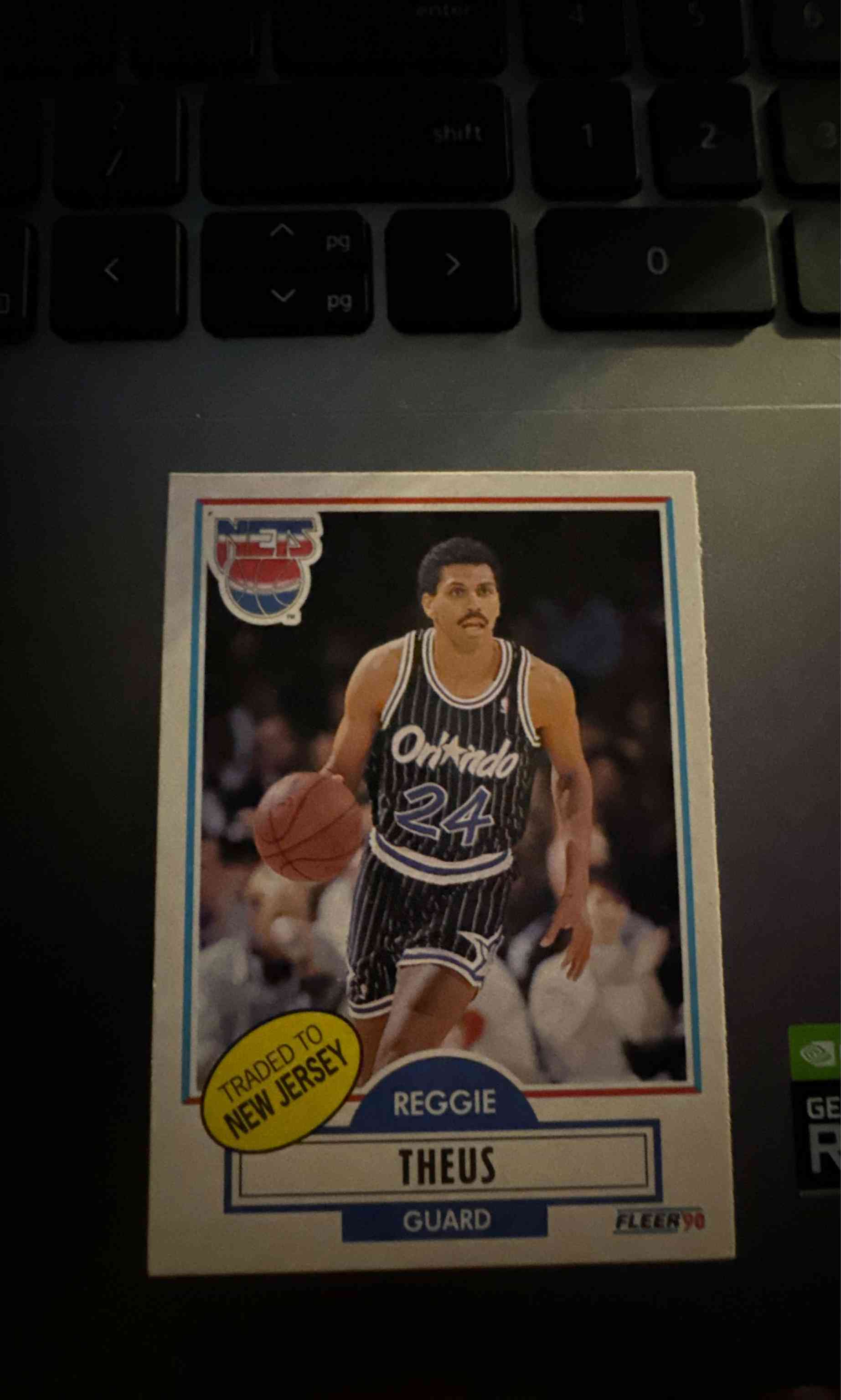 Image for 1990 fleer basketball #136 reggie theus magic nets psa 10 (gem mint) set break