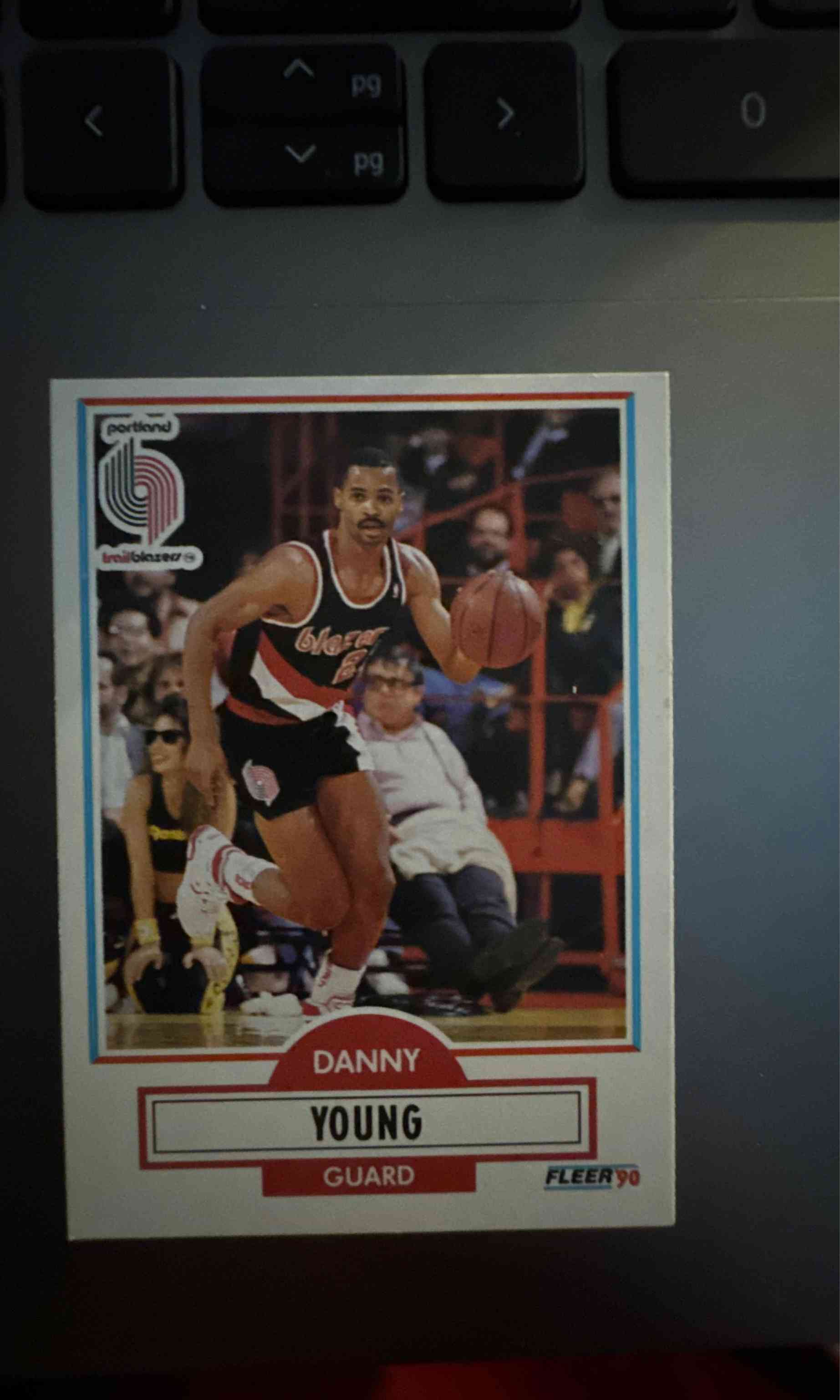 Image for 1990 fleer basketball #161 danny young trailblazers psa 10 set break