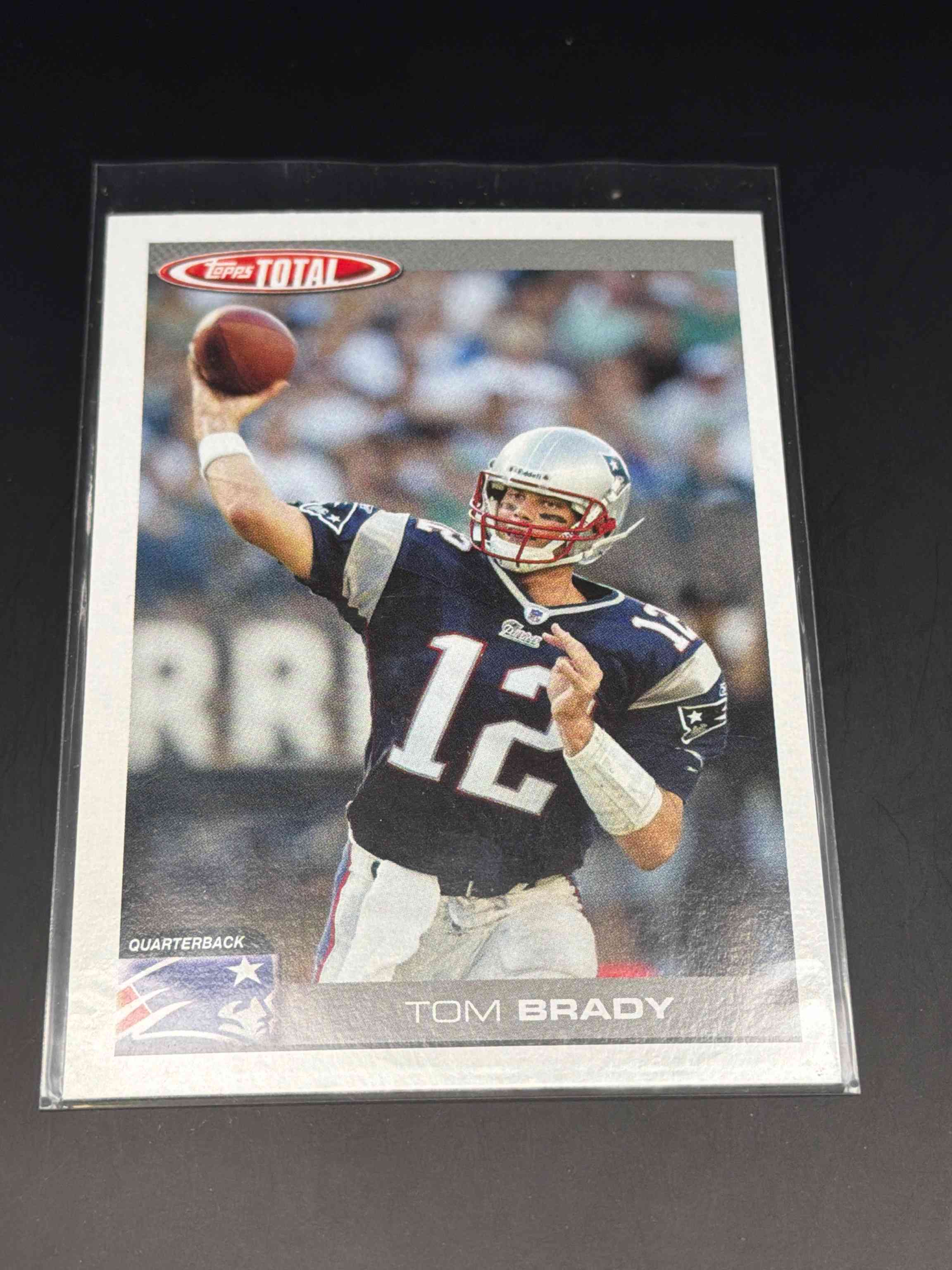 Image for tom brady 2004 topps total team checklist #ttc-19 - patriots - tb14a