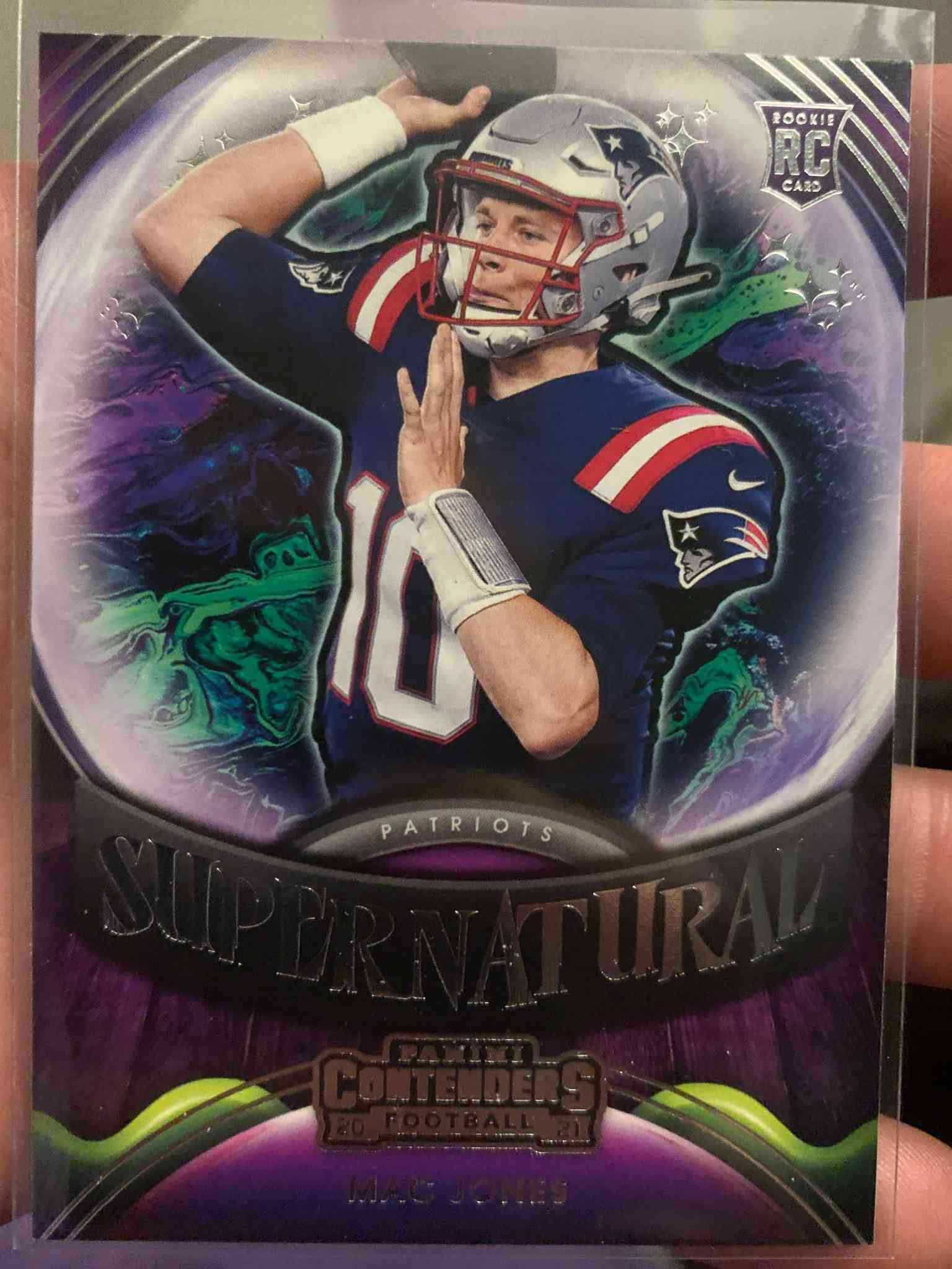 Image for 2021 contenders mac jones rc supernatural green parallel #sn-mjo patriots rookie