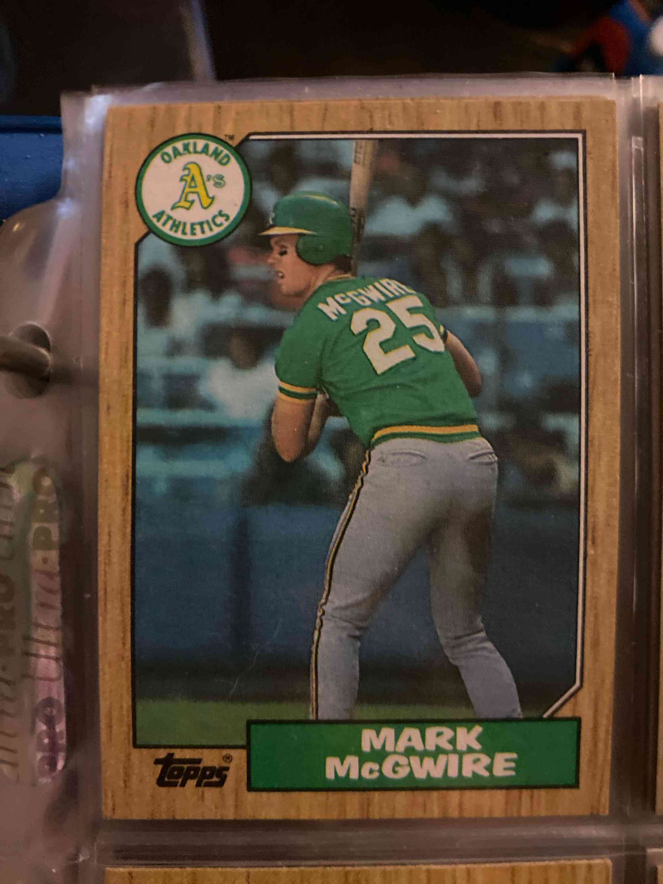 Image for 1987 topps mark mcgwire rc rookie game used bat bccg 9 #366